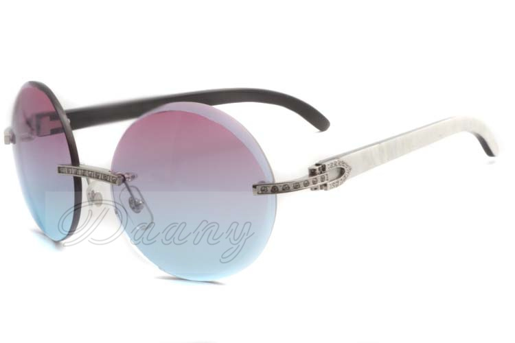 2019 newest rimless retro round natural mixed buffalo horn sunglasses 3524012 top quality sunglasses with full diamonds Size: 56-18-140 mm
2019 newest rimless retro round natural mixed buffalo horn sunglasses 3524012 top quality sunglasses with full diamonds Size: 56-18-140 mm