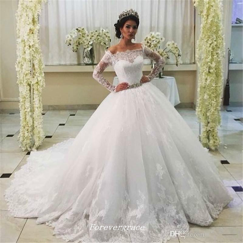 Vintage Queen Girl Princess Lace Wedding Dress High Quality Off Shoulders With Long Sleeves Bridal Gown Custom Made Plus Size