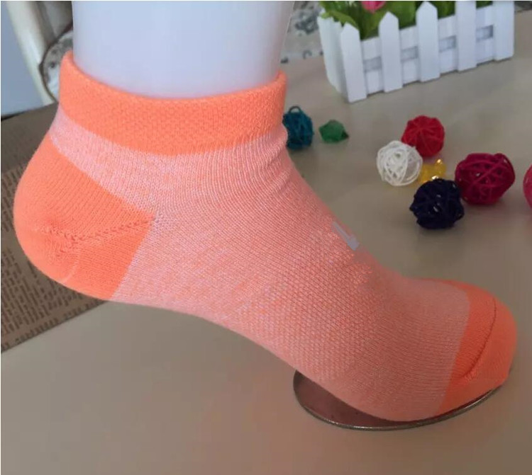Socks Boys & Girl's Short Socks Men Women's Outdoor Sports Socks Adult Boat Ankle Sock Colorful Free Size Good Quality
