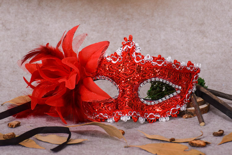 Sexy Masquerade Masks Black/White Lace Bridal Halloween Masks Venetian Half Face Mask for Christmas Cosplay Party Eye Masks CPA917