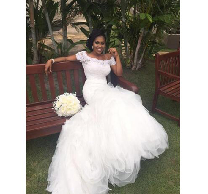 African Lace Mermaid Wedding Dresses Short Sleeve 2017 Off The Shoulder Tulle Ruffles Tiered Long Bridal Gowns Custom Made China EN101310