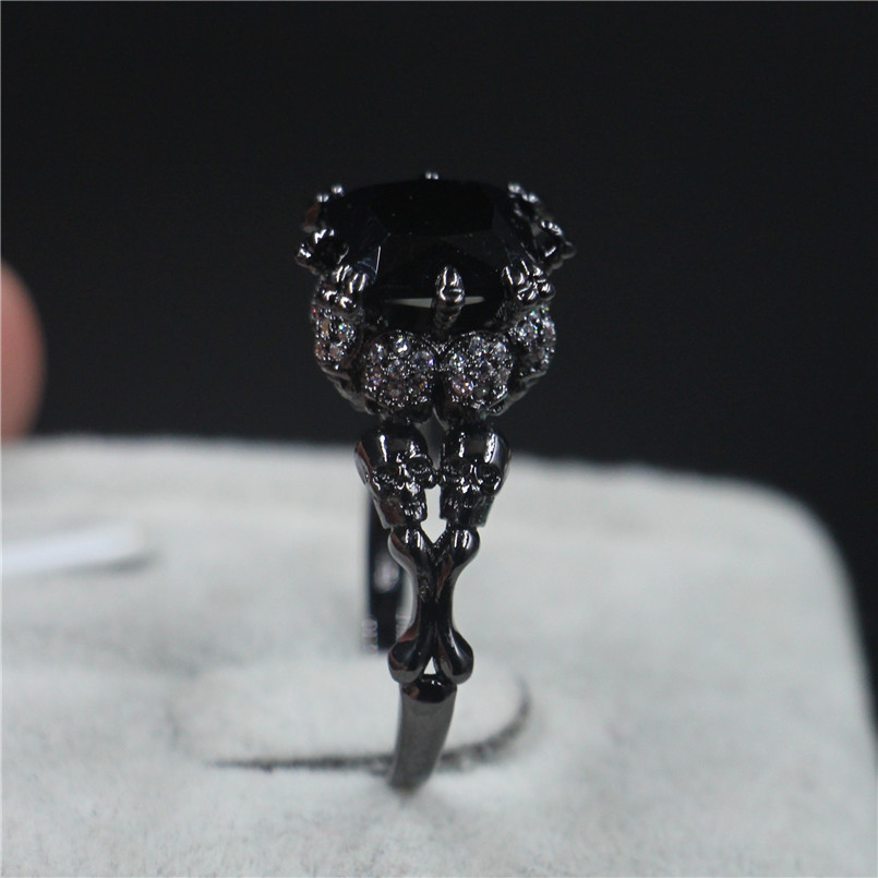 Brand Punk Jewelry Skull 10KT Black Gold Filled Demon Princess 5CT Black Sapphire Cocktail Wedding Bands Ring for Women Men6141083