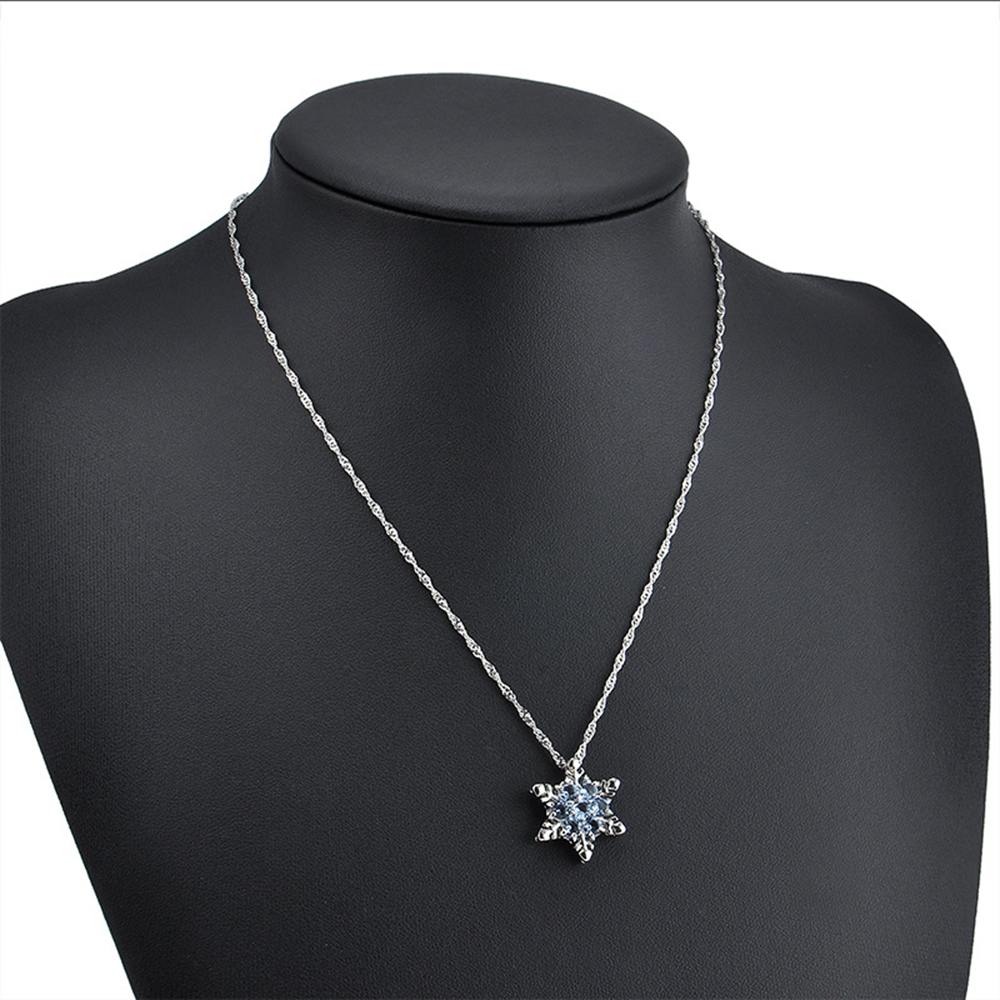 Wholesale- Charm Vintage Lady Necklace Women Snowflake Flower Shape Blue Zircon Silver-plated Pendants Necklaces Fashion Jewelry