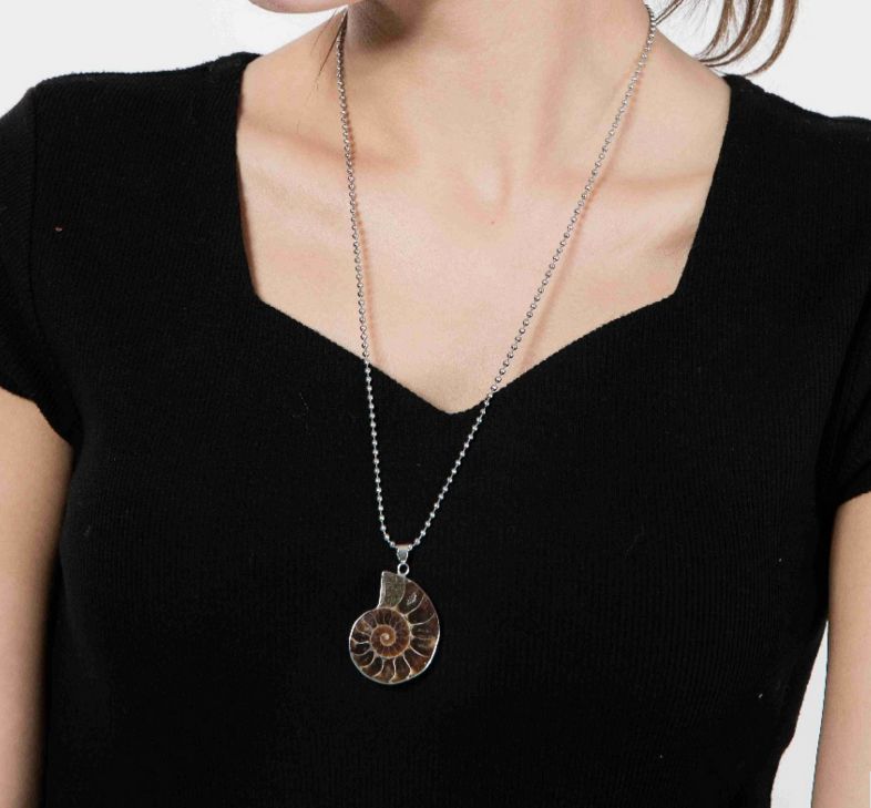 2018 necklace women Handmade Silver Wrapped natural Conch fossil necklace fine Jewelly necklaces & pendants Jewelly for women free shipping