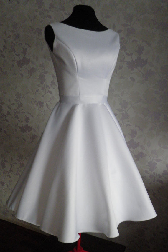 Simple Satin Tea Length Wedding Dress V Back A-line Scoop Neck Real Photo White Beach Bridal Gowns Formal Custom From China