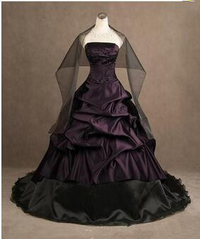 Hot Sales Purple and Black Wedding Dresses 2019 Gothic Style Ball Gown Strapless Taffeta Ruffled Bridal Gowns Princess Vestido De Noiva W802, Same as image
Hot Sales Purple and Black Wedding Dresses 2019 Gothic Style Ball Gown Strapless Taffeta Ruffled Bridal Gowns Princess Vestido De Noiva W802, Same as image