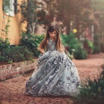 High Quality Lace Little Girls Pageant Dresses 3D Appliques Toddler Ball Gown wer Girl Dress or Length Beaded First Communion Gowns