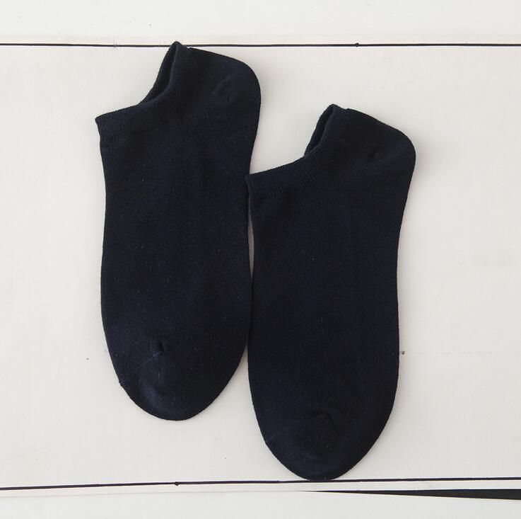 High quality Summer shallow mouth Men's Socks invisible cotton sports solid color bean sock NW037