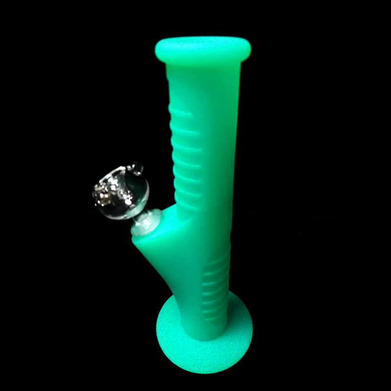 Glow in Dark Green 420 Mini Silicone Water Bongs Ten Colors 9.5 Inch Mini Silicone Bongs Water Pipes Unbreakable Bongs Bubbler Pipes
Glow in Dark Green 420 Mini Silicone Water Bongs Ten Colors 9.5 Inch Mini Silicone Bongs Water Pipes Unbreakable Bongs Bubbler Pipes