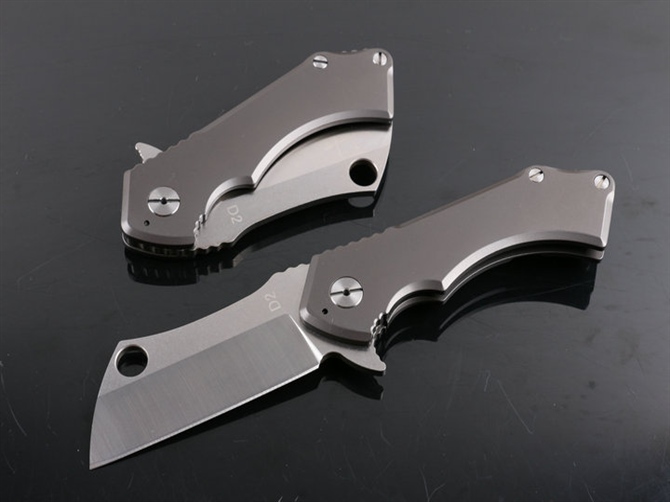 TOP END Square Head Titanium TC4 Tactical Folding Knife D2 Blade Camping Hunting Survival Pocket Knife Best Gift Collection EDC Tool
TOP END Square Head Titanium TC4 Tactical Folding Knife D2 Blade Camping Hunting Survival Pocket Knife Best Gift Collection EDC Tool