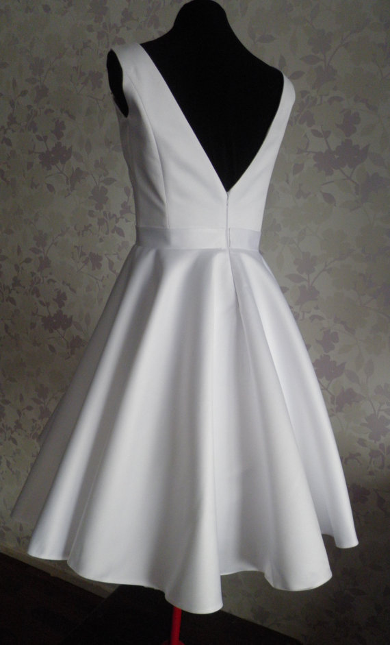 Simple Satin Tea Length Wedding Dress V Back A-line Scoop Neck Real Photo White Beach Bridal Gowns Formal Custom From China