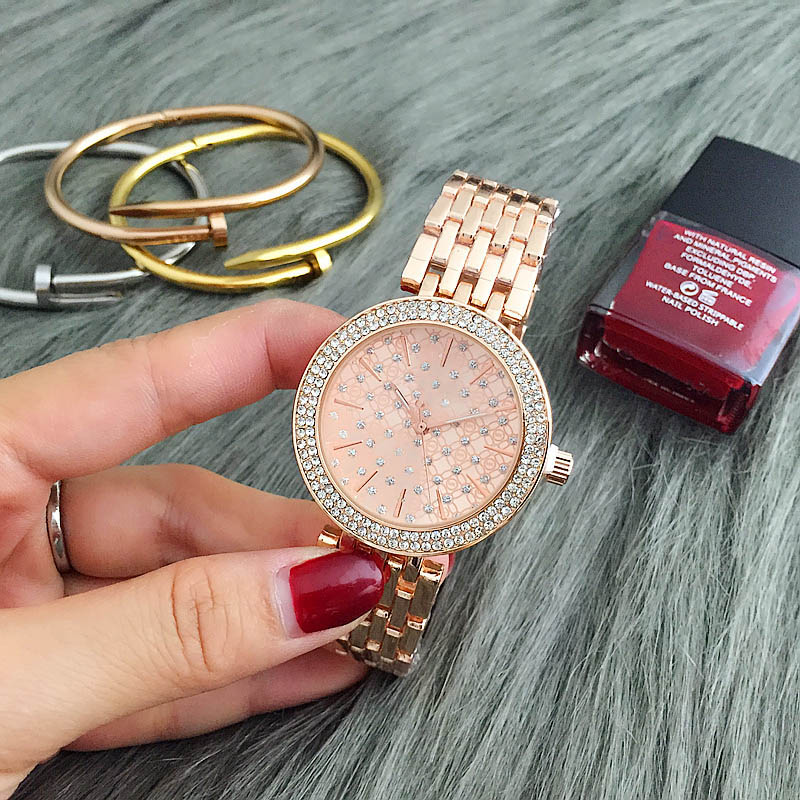 Fashion M design Brand women's Girl crystal Dial Stainless steel band Quartz wrist Watch M6056-3, Gold
Fashion M design Brand women's Girl crystal Dial Stainless steel band Quartz wrist Watch M6056-3, Gold
