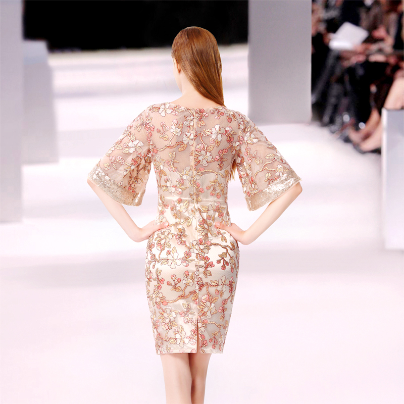 2022 Sexy Sheath Floral Embroidery Evening Dresses Illusion Half Sleeve Tulle Knee Length Cocktail Party Gowns Formal Dresses