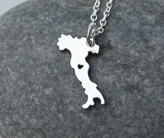 30PCS European Country Map Italy Necklace Charm Italian Italia Pride I Heart Love Capital of Italy Rome City Necklaces for Souvenir