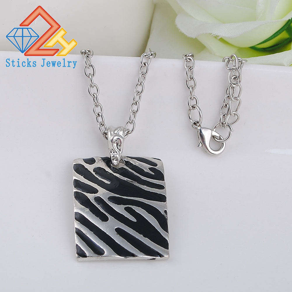 Sticks Jewelry Fashion Geometric Trendy Necklace Zinc Alloy White K Plate Charm Necklace for Women and Men Accessories
Sticks Jewelry Fashion Geometric Trendy Necklace Zinc Alloy White K Plate Charm Necklace for Women and Men Accessories