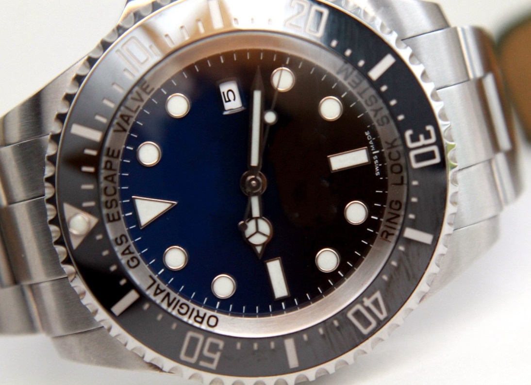 Luxury High Quality Sea Dweller 116660 Blue Black ceramic bezel Original clasp Mechanical Automatic Mens Watches 44MM Mens Casual Watches
Luxury High Quality Sea Dweller 116660 Blue Black ceramic bezel Original clasp Mechanical Automatic Mens Watches 44MM Mens Casual Watches