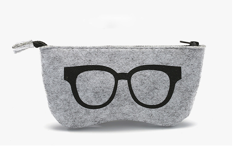 20pcs Cosmetic Bags 5colors Exquisite Wool Felt Cloth Eyeglass Case Sunglasses Boxes, Red
20pcs Cosmetic Bags 5colors Exquisite Wool Felt Cloth Eyeglass Case Sunglasses Boxes, Red