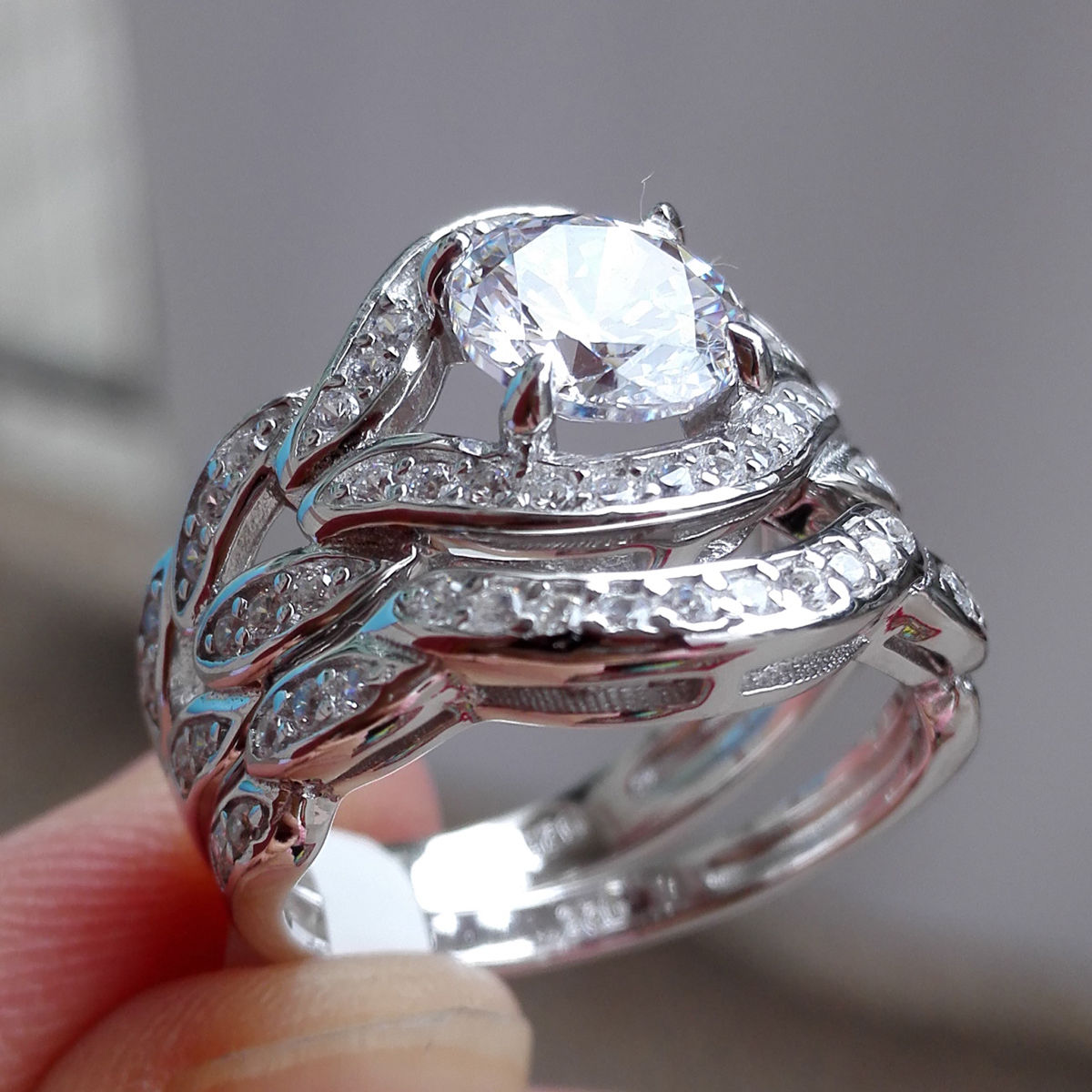 2017 New Arrilval Hot Fashion Jewelry 10KT White Gold Filled Topaz CZ Diamond Gemstones Engagement Wedding Women Bridal Ring Set Size 5-11