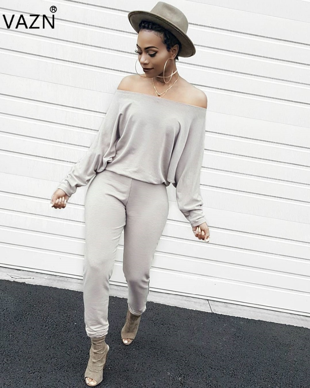VAZN Hot Fashion Design 2018 Casual Jumpsuit Full Sleeve Long Jumpsuit Slash Neck Sexy Jumpsuit L0158 q1118, Gray
VAZN Hot Fashion Design 2018 Casual Jumpsuit Full Sleeve Long Jumpsuit Slash Neck Sexy Jumpsuit L0158 q1118, Gray