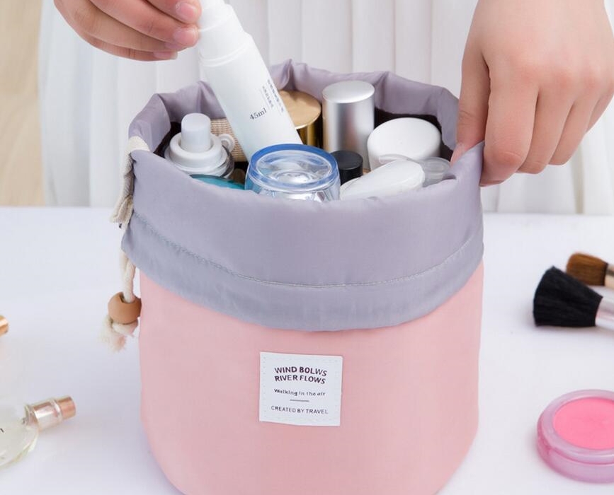 Large capacity cylinder cosmetic bag outdoor waterproof bucket bag Cosmetic Bags, Sky blue
Large capacity cylinder cosmetic bag outdoor waterproof bucket bag Cosmetic Bags, Sky blue