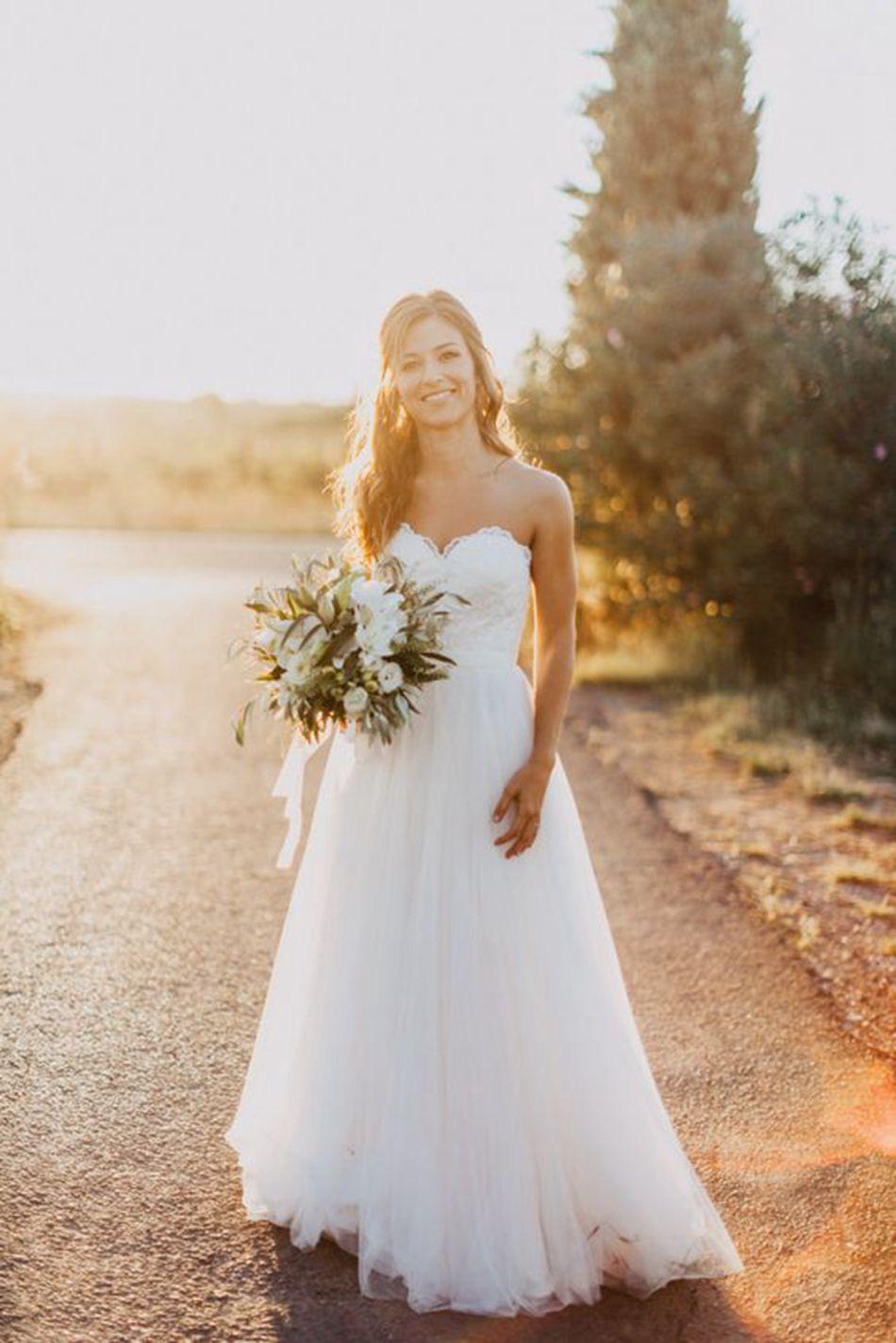 2019 Fall Country Dresses Rustic Boho Dress A Line Lace Wedding Gowns Long Tulle Skirt Custom Made Sweetheart Strapless 0510