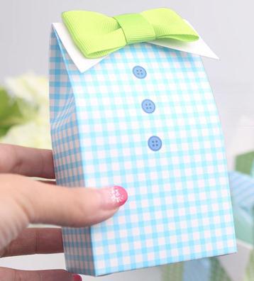 Wholesale- 20pcs Man Blue Green Bow Tie Birthday Boy Baby Shower Favor Candy Treat Bag Wedding Favors Candy Box gift Bags
