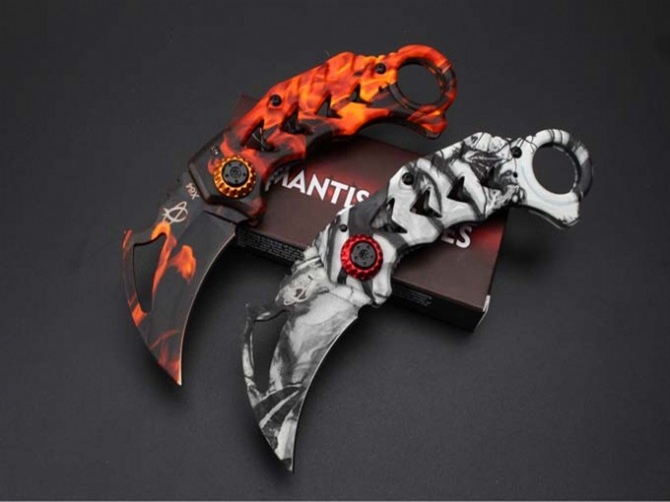Mantis MK-3 X64 Tactical Folding Knife 5Cr15Mov Aluminum Handle Claw Karambit Outdoor Hunting Survival Pocket Knife Retail Box Collection
Mantis MK-3 X64 Tactical Folding Knife 5Cr15Mov Aluminum Handle Claw Karambit Outdoor Hunting Survival Pocket Knife Retail Box Collection
