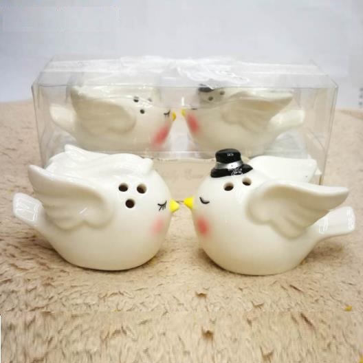 Angel Salt and Pepper Shaker set Wedding Favors Gifts Happily Ever After Bride and Groom 200pcs (100sets) wholesale, White
Angel Salt and Pepper Shaker set Wedding Favors Gifts Happily Ever After Bride and Groom 200pcs (100sets) wholesale, White