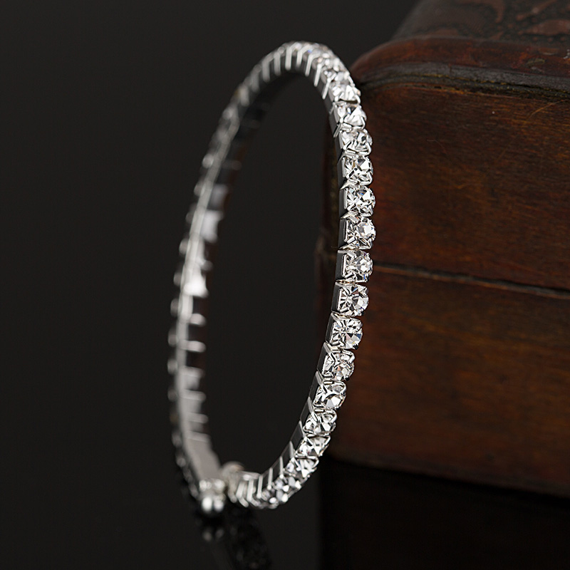 Free shipping New Women's/Girl's Fashion sliver Filled Clear Austrian Crystal Bracelets & Bangles Gift Jewelry B044, Black
Free shipping New Women's/Girl's Fashion sliver Filled Clear Austrian Crystal Bracelets & Bangles Gift Jewelry B044, Black