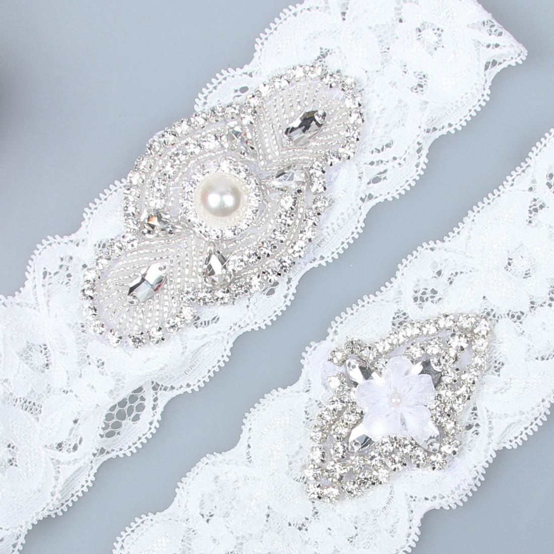 Bridal Garters 2 Pieces Set Lace Wedding Bridal Garter Set Pearls Handmade Flower Rhinestones Vintage Prom Gift Cheap In Stock