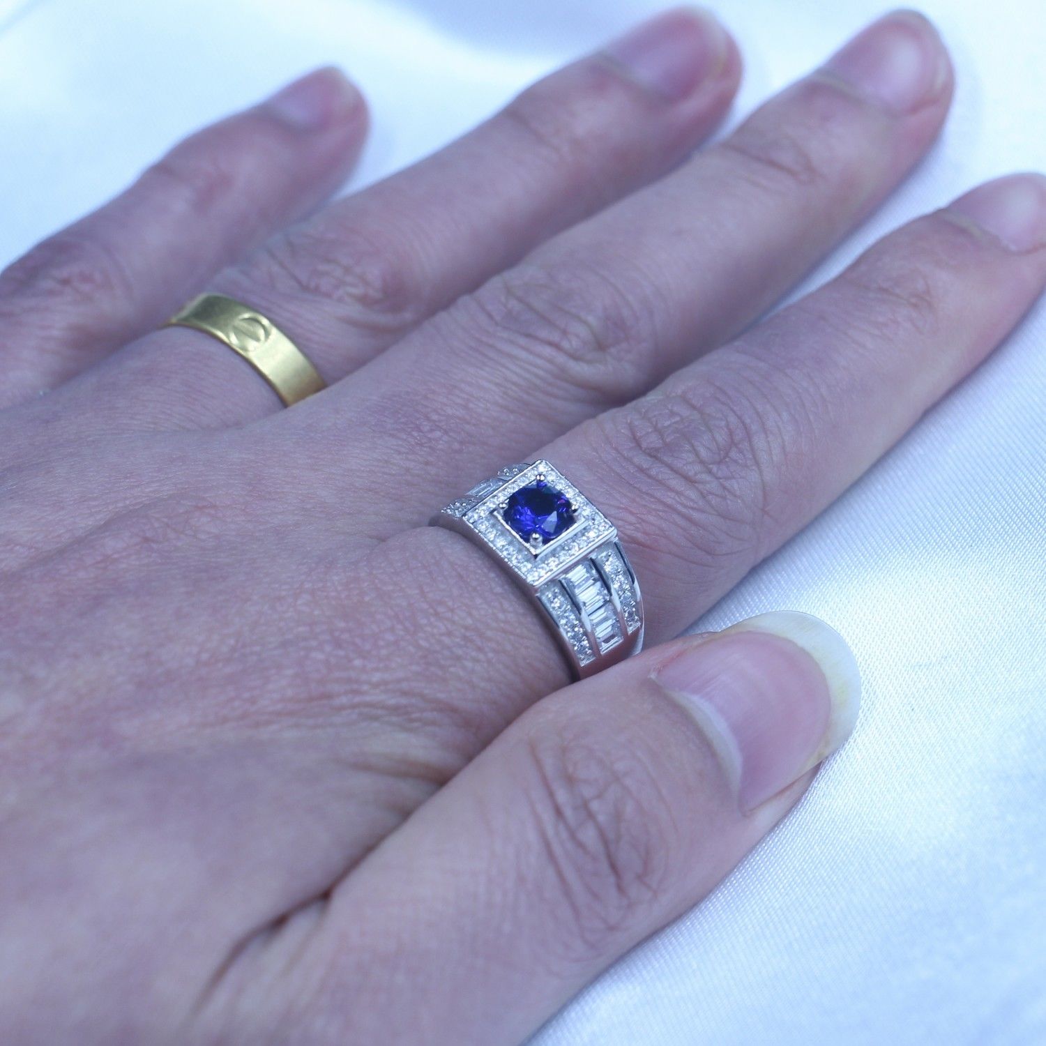 Wholesale Luxury Jewelry Pure Real Soild 925 Sterling Silver Blue Sapphire 5A CZ Round Cut Gemstones Wedding Men Band Ring Gift Size 8-13