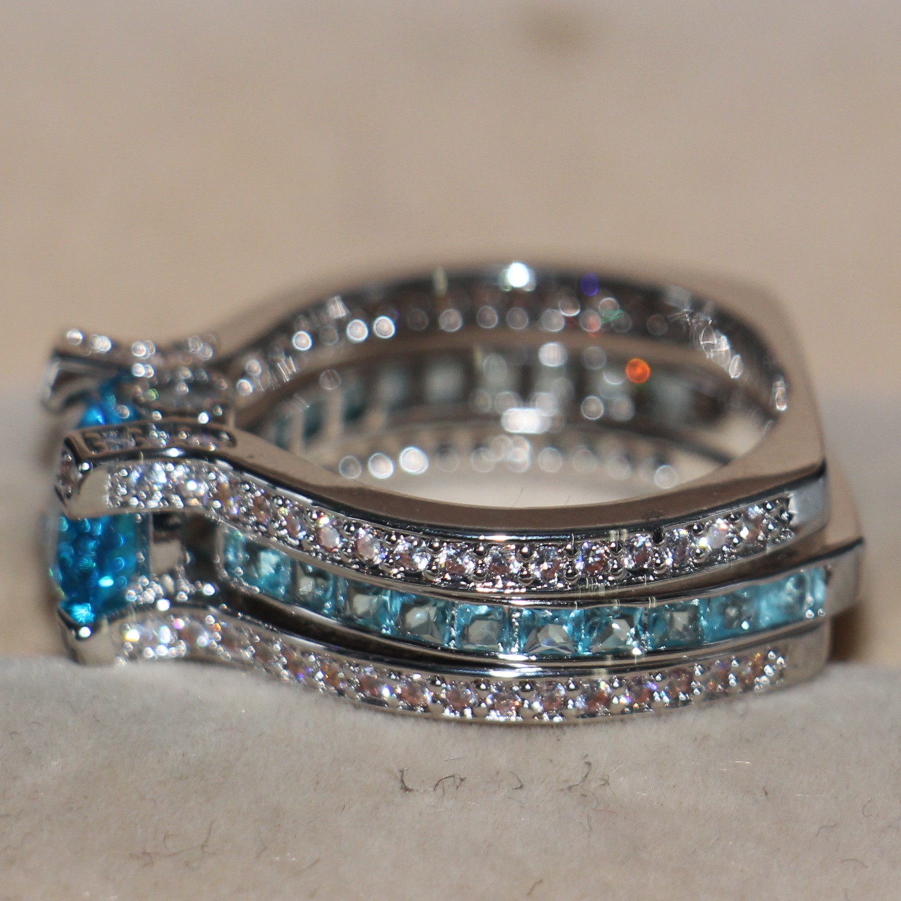 choucong Fashion Jewelry Sterg Sier Aquamarine Gemstones Round Cut Birthstone Wedding Women Engagement Bridal Finger Ring Set Gift