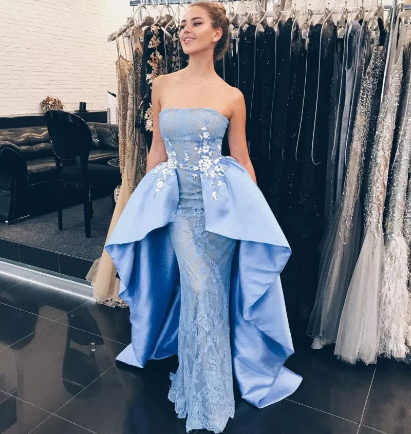 Stylish Overskirt Lace Prom Dresses Appliques Strapless Neck Sheath Party Dress Floor Length Custom Made Evening Gowns, Red
Stylish Overskirt Lace Prom Dresses Appliques Strapless Neck Sheath Party Dress Floor Length Custom Made Evening Gowns, Red