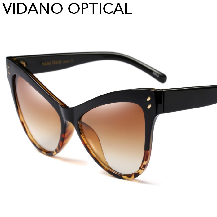 Vidano Optical High Fashion Cat Eye Sunglasses For Women & Men 2017 New Arrival High Quality Cateye Fashion Designer Sun Glasses UV400, White;black
Vidano Optical High Fashion Cat Eye Sunglasses For Women & Men 2017 New Arrival High Quality Cateye Fashion Designer Sun Glasses UV400, White;black