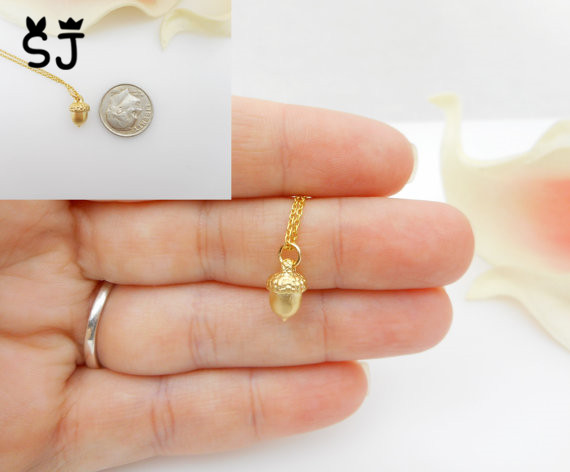 Wholesale-1PCS- N130 Tiny Acorn Necklace Cute Pinecone Necklace Minimal Pine Cone Necklace Small Cartoon Squirrel Nut Necklaces for Women