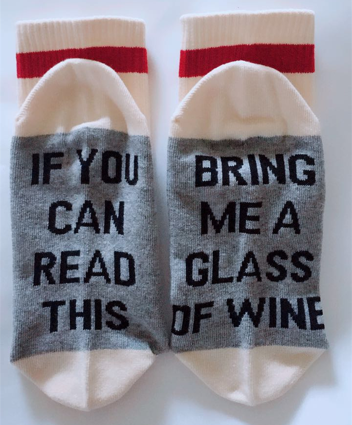 Christmas Unsex "IF YOU CAN READ THIS, BRING ME A GLASS OF WINE" fashion crew men's socks, Gray wine
Christmas Unsex "IF YOU CAN READ THIS, BRING ME A GLASS OF WINE" fashion crew men's socks, Gray wine