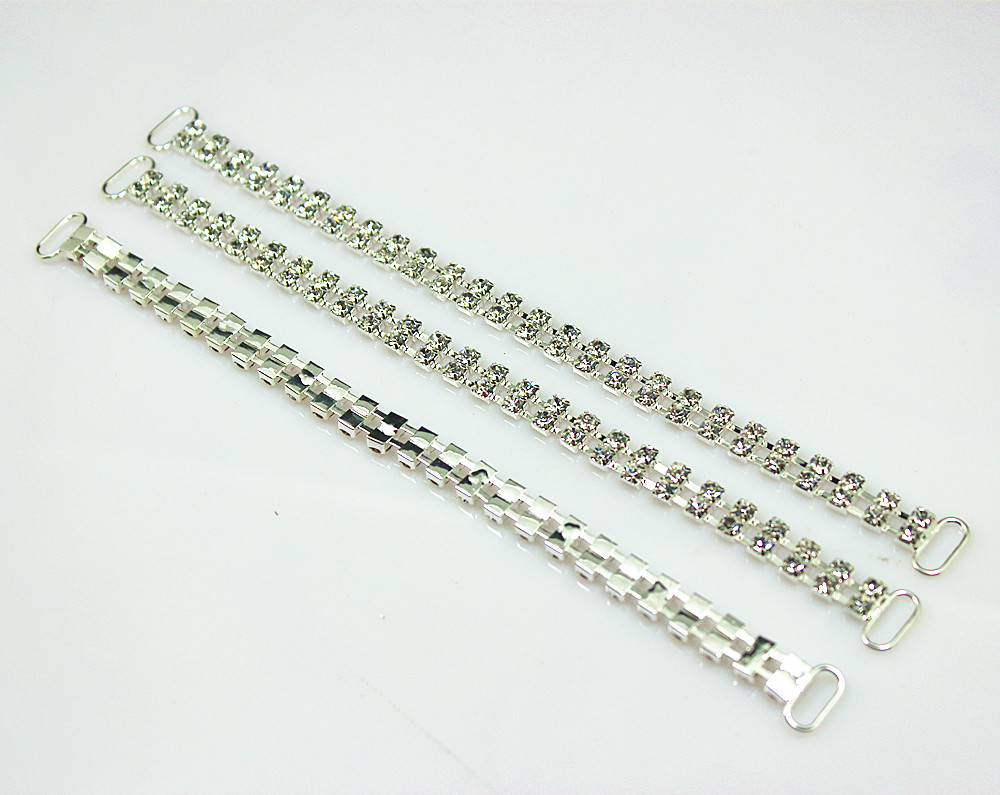 CJSIR 20pcs 2Rows Crystal Rhinestone Bikini Connectors Buckle Silver Metal Chain With For Swimming Wear Bikini Decoration, Black
CJSIR 20pcs 2Rows Crystal Rhinestone Bikini Connectors Buckle Silver Metal Chain With For Swimming Wear Bikini Decoration, Black