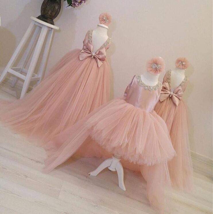 Hot Selling Sleeveless Coral Scoop Tulle Flower Girl Dresses with Beaded for Wedding Party Dress for Kid's Thanksgiving, Silver
Hot Selling Sleeveless Coral Scoop Tulle Flower Girl Dresses with Beaded for Wedding Party Dress for Kid's Thanksgiving, Silver