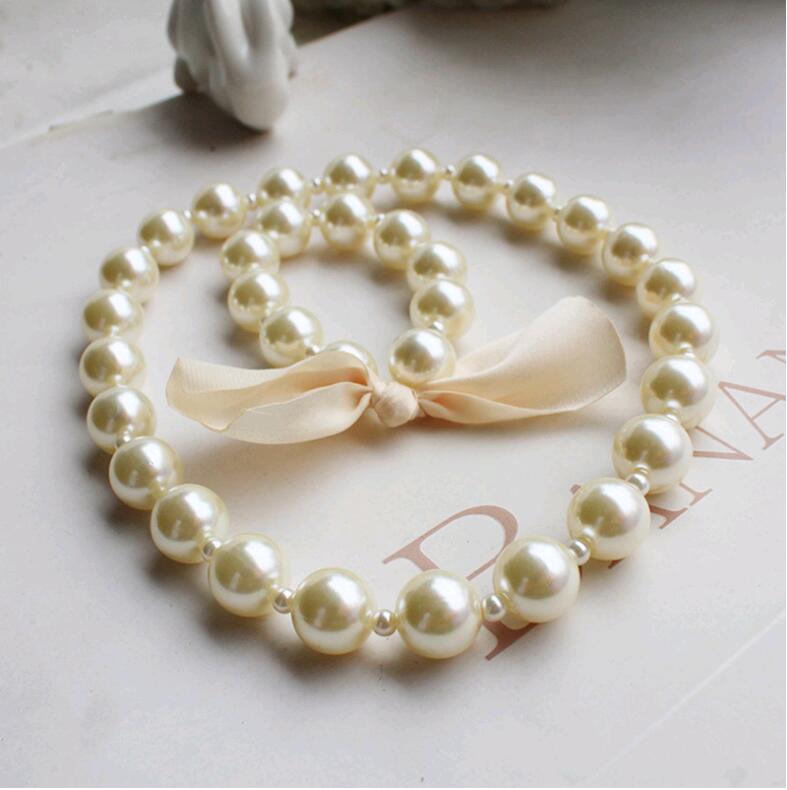 Children's Elegant White Pearl Necklaces & Bracelets - Kids' Large Bead Jewelry Sets for Girls