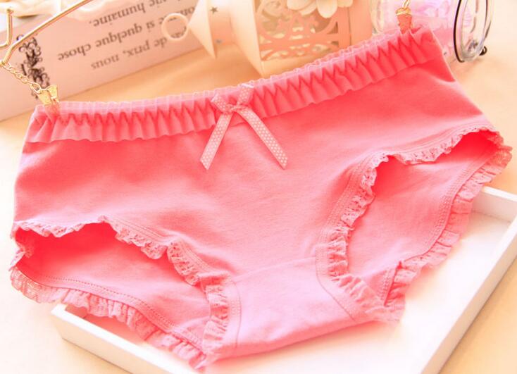 Good A++ Small fresh candy Women's Panties color lace edge cute underwears ladies underwear cotton women NP020