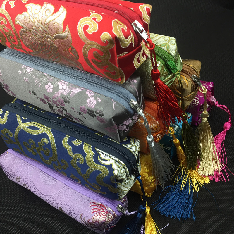 Waterproof Rectangle Zipper Bag Travel Jewelry Necklace Storage Pouch Pencil Case Cosmetic Packaging Bags Silk Brocade Tassel Makeup Purse
Waterproof Rectangle Zipper Bag Travel Jewelry Necklace Storage Pouch Pencil Case Cosmetic Packaging Bags Silk Brocade Tassel Makeup Purse