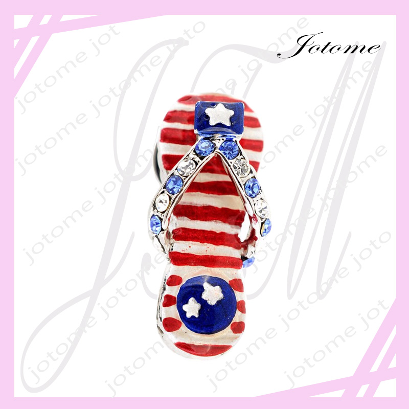 

100PCS/Lot Patriotic 4th of July USA American Flag Brooches Enamel Patriotic Flip Flop Shape Brooch Pin