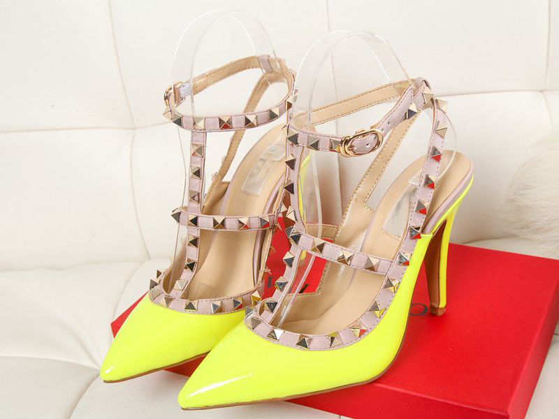 2017 Designer women high heels party fashion rivets girls sexy pointed shoes Dance shoes wedding shoes Double straps sandals, Yellow
2017 Designer women high heels party fashion rivets girls sexy pointed shoes Dance shoes wedding shoes Double straps sandals, Yellow