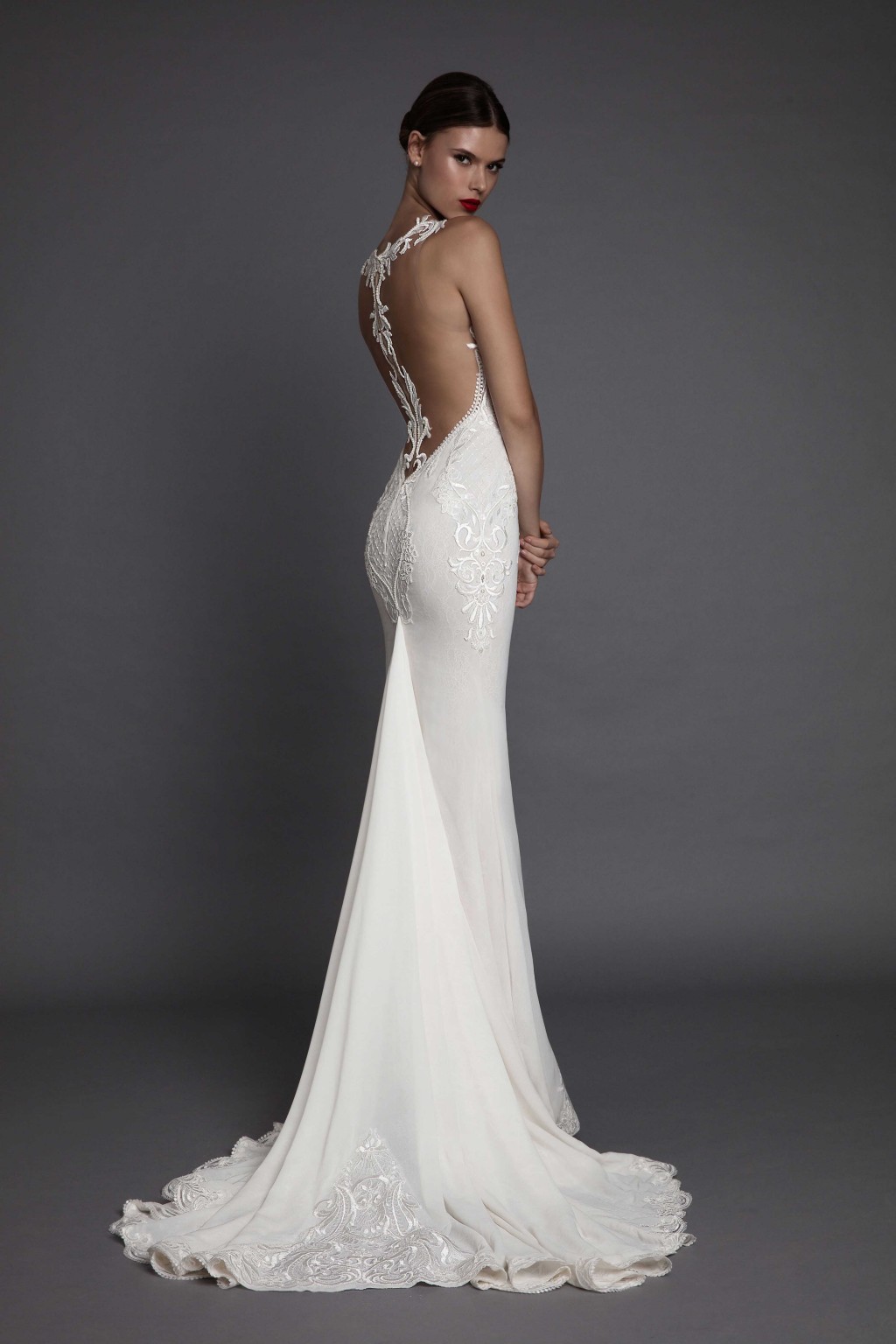 Betra Illusion Mermaid Wedding Dresses Spaghetti Neckline Appliques Wedding Gowns Sweep Length Zipper Back Wedding Dress