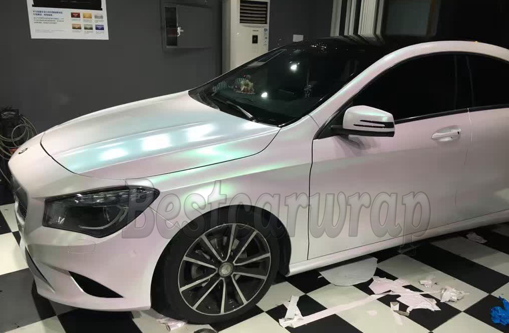 Premium Aurora White Gloss Vinyl Car Wrap Film with Bubble Free For Flip Flop Shift Union covering Film Size: 1.52*20m/Roll 5x67ft