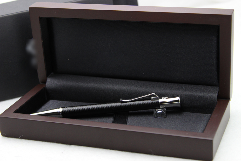 Free Shipping -- metal Luxury pen balck wave Ballpoint Pen Luxury Pen Business Office & School red wood box, Other
Free Shipping -- metal Luxury pen balck wave Ballpoint Pen Luxury Pen Business Office & School red wood box, Other