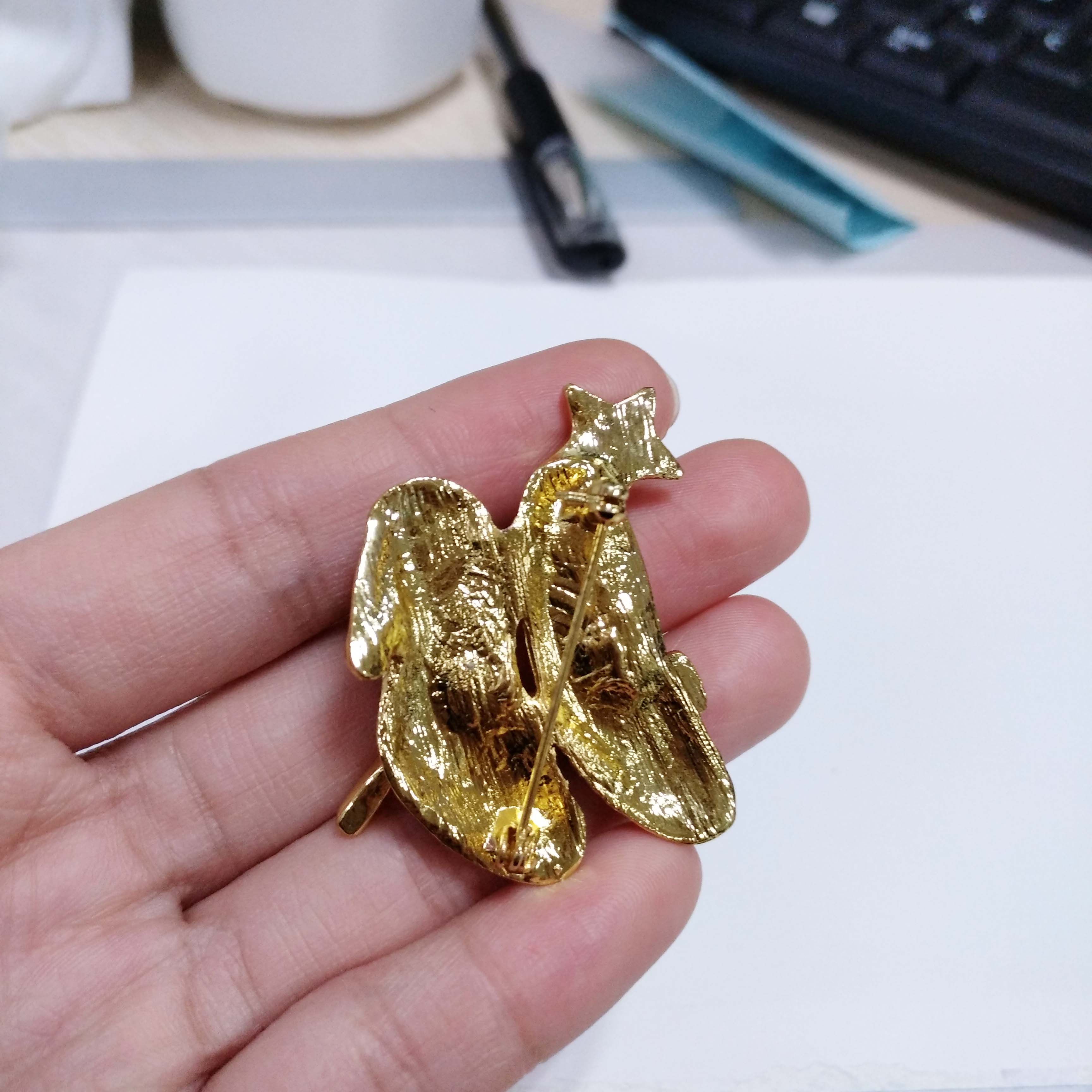 50pcs/lot Gold Tone Crystal Dorothy Wizard Of Oz Style Brooches Red High Heeled Shoes brooch Bow and Star Lapel Pin