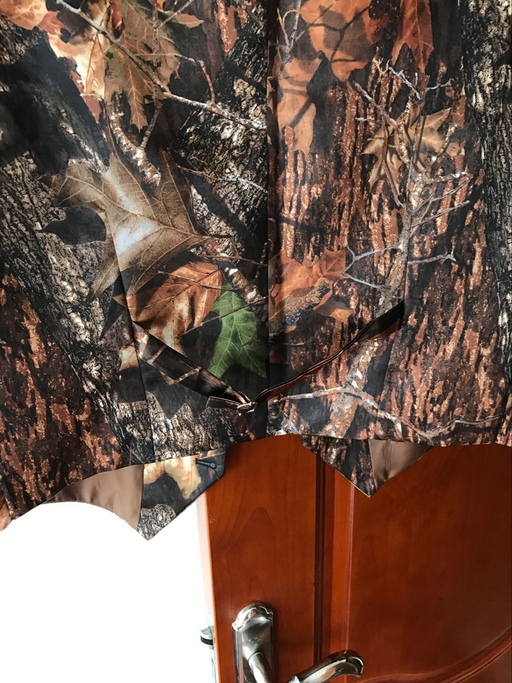 2017 New V Neck Camo Mens Wedding Vests Outerwear Groom Vest Realtree Spring Camouflage Slim Fit Mens Vests(Vest+Tie)