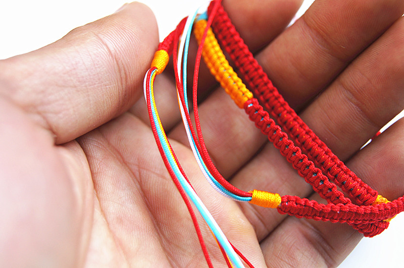 Pure manual weaving colorful square knot "around the wrist for 3 ming-xing zhou in same Hand catenary