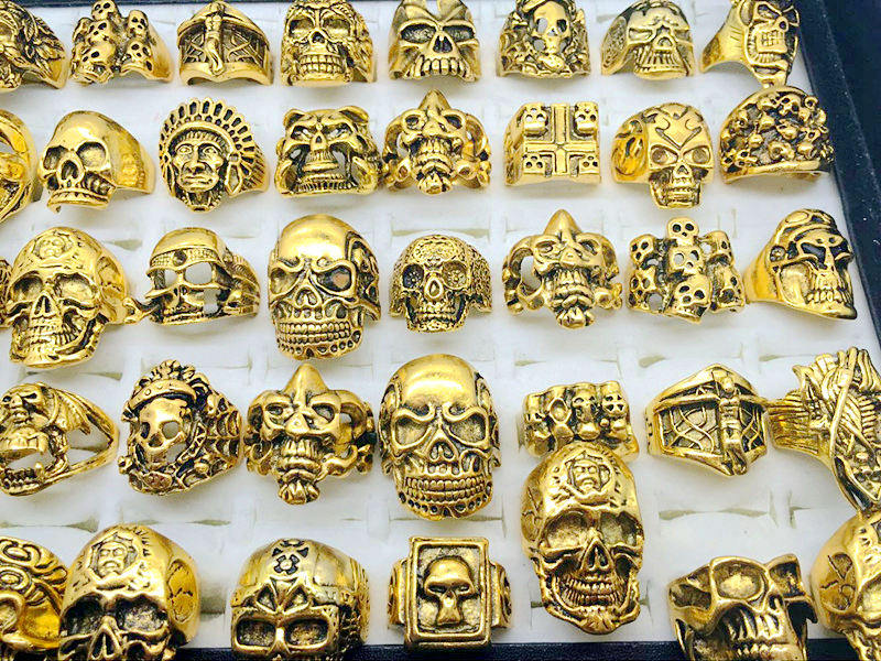 Whole 50pcs lot Gothic Big Skull Ring Bohemian Punk Vintage Antique Silver Mix Style Mens Fashion Jewelry Skeleton Ring Size 2261c